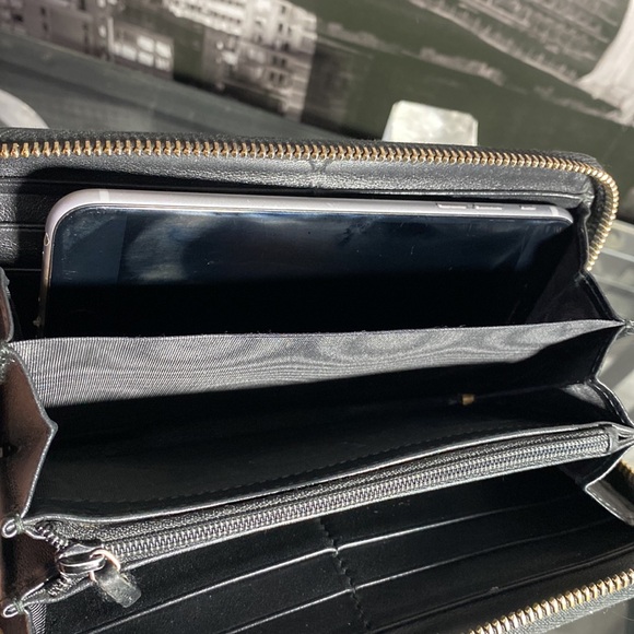 Authentic Gucci Guccissima Zippy Wallet - Picture 7 of 14